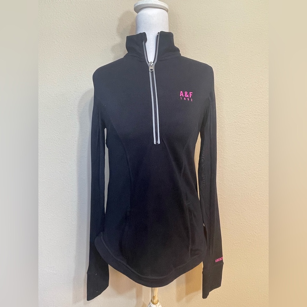 Abercrombie & Fitch Women's Navy Half-Zip Hoodie medium